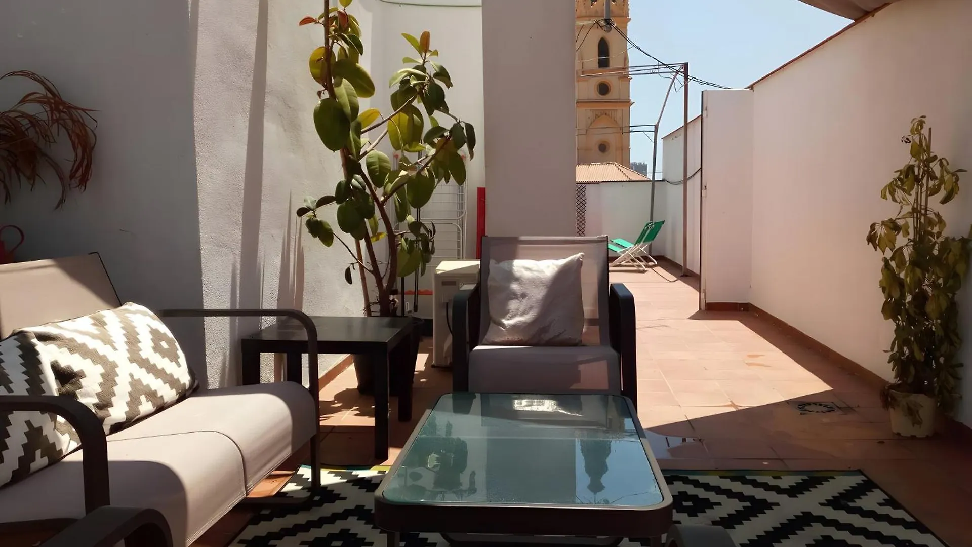 Quiet, Bright And Central Apartment Malaga