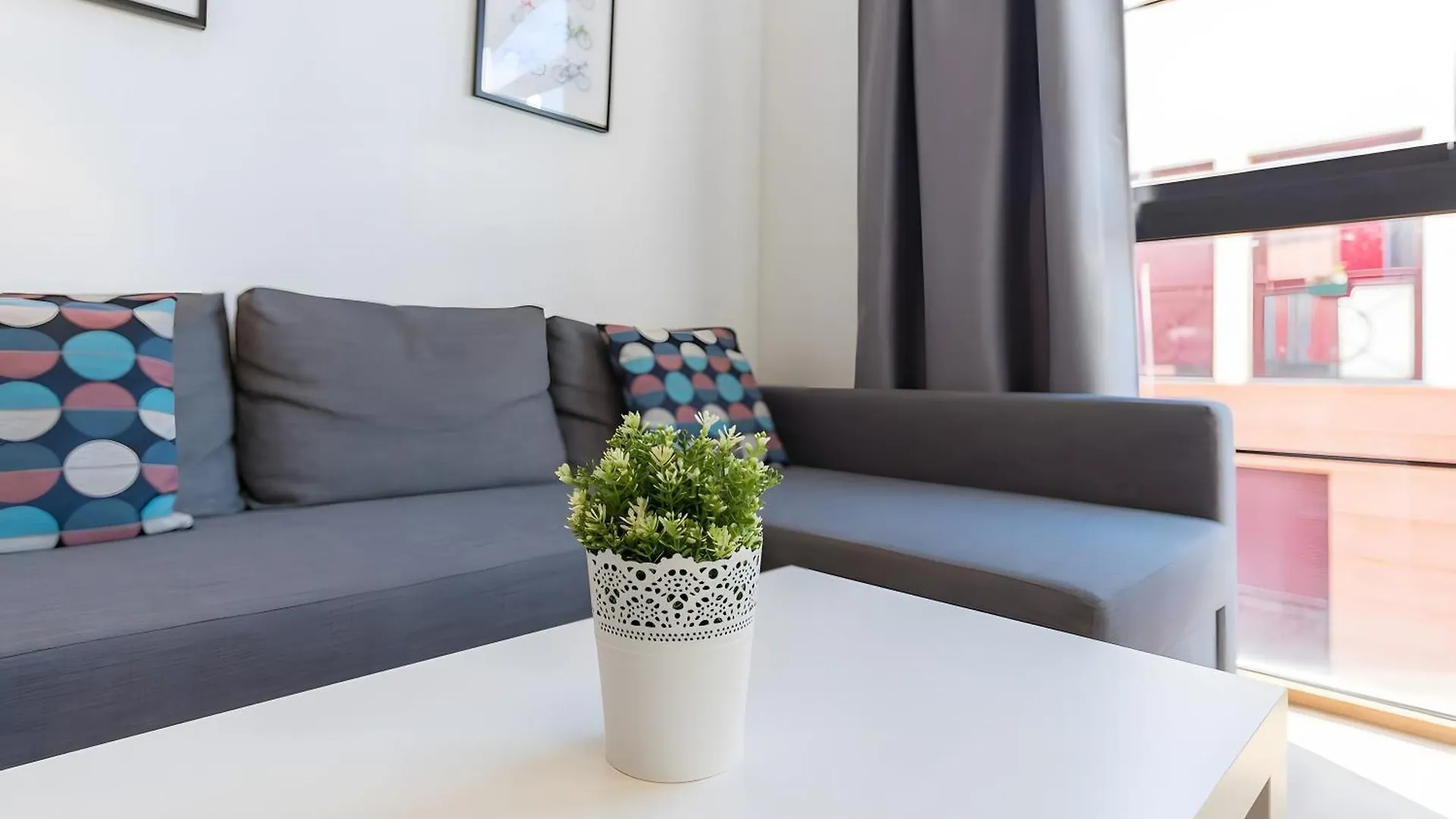 Quiet, Bright And Central Apartment Malaga Spain